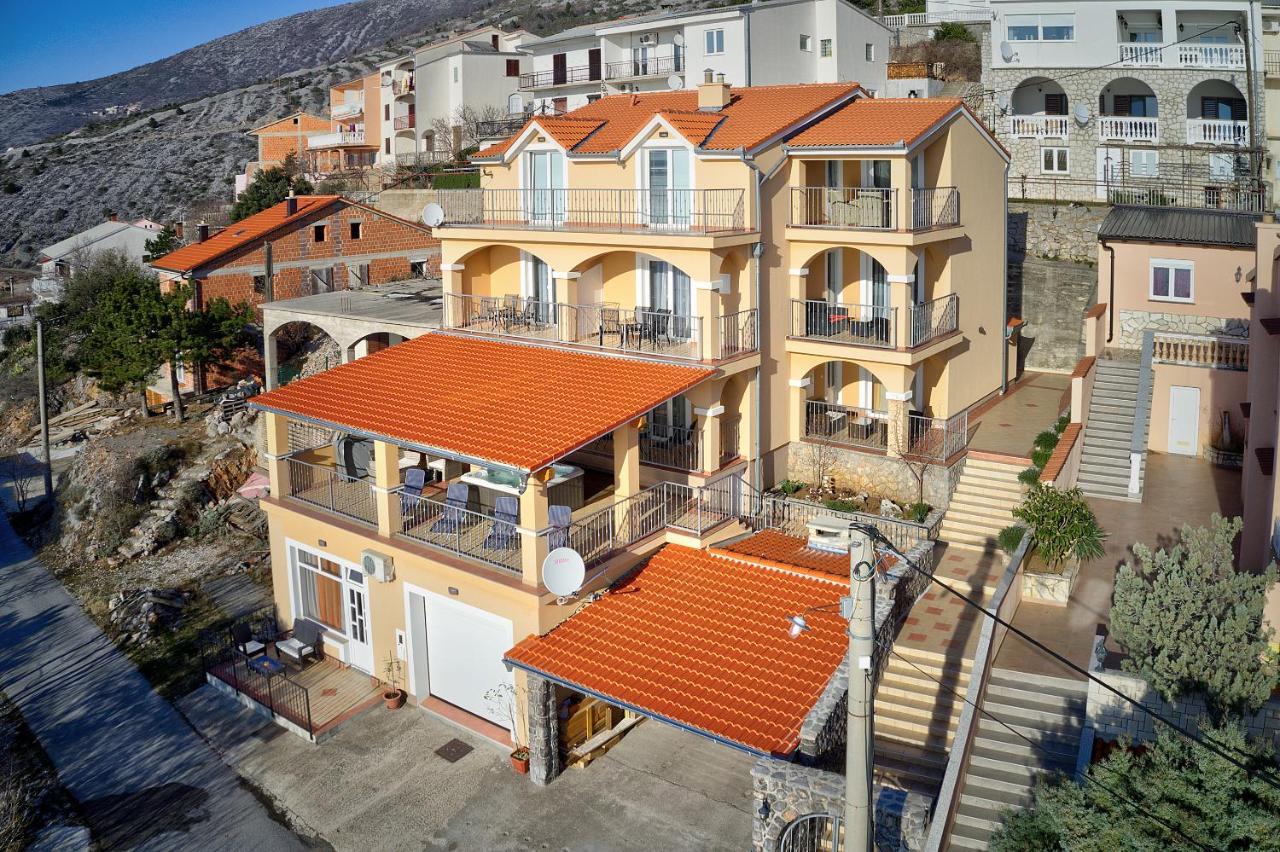 Apartments Lucia Senj 1 Экстерьер фото