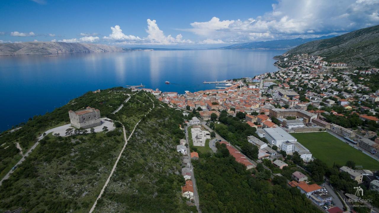 Apartments Lucia Senj 1 Экстерьер фото